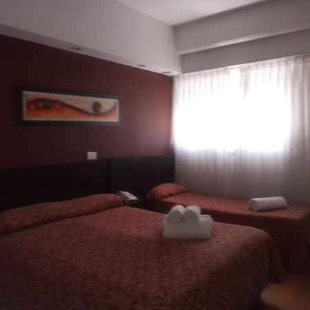 Hotel Avenida Del Mar مار ديل بلاتا المظهر الخارجي الصورة